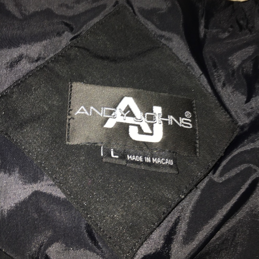 Coat - Picture 2 of 7